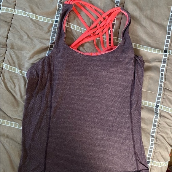 Lululemon Wild Tank Top w Built in Bra Pink Bra Women's, Sz: 4 - Picture 5 of 8